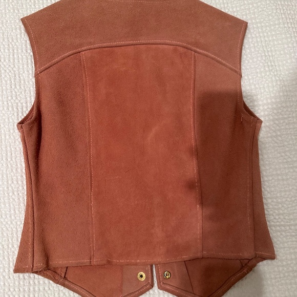 Vintage Pink Suede Vest - Picture 2 of 7